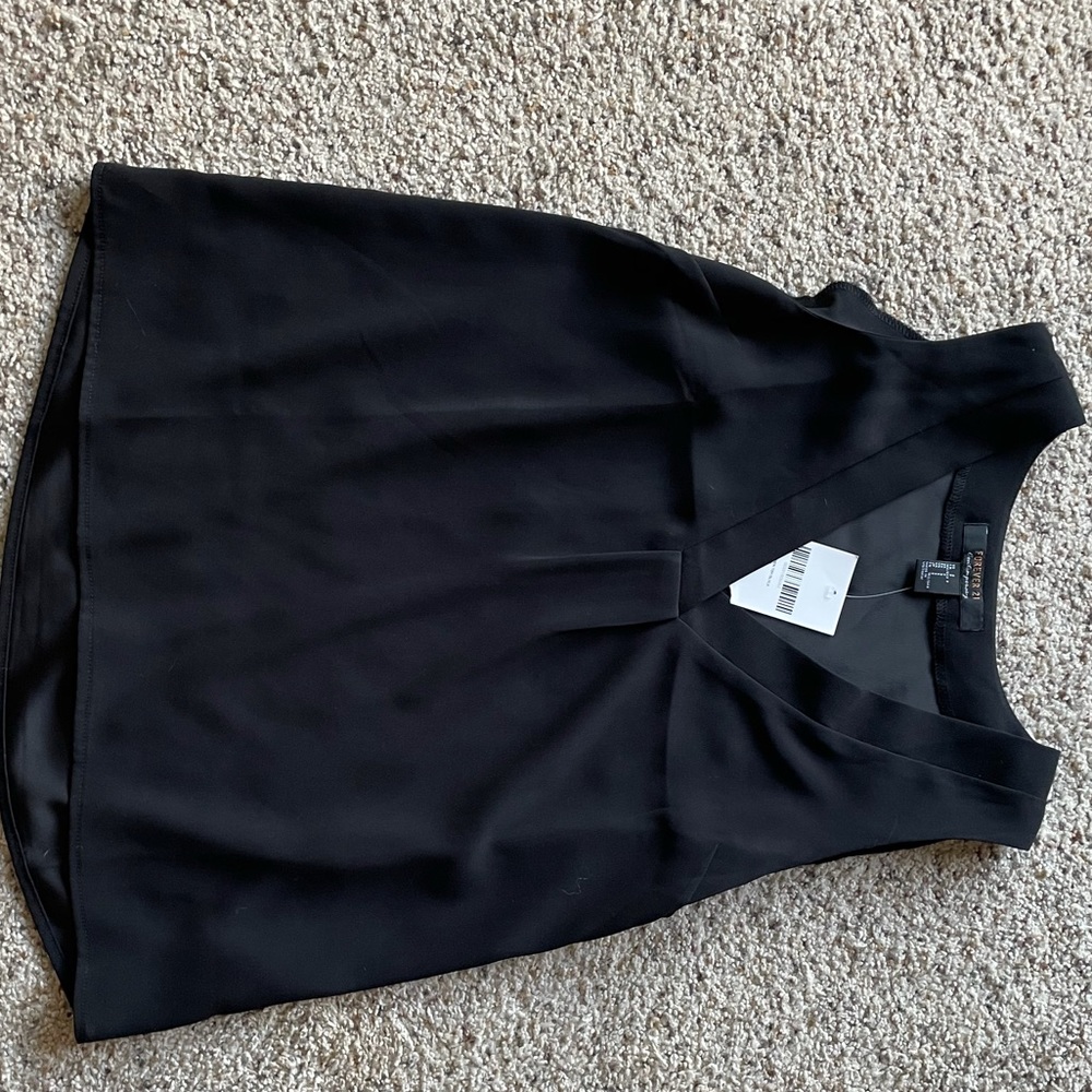 Forever 21. Black sleeveless blouse.